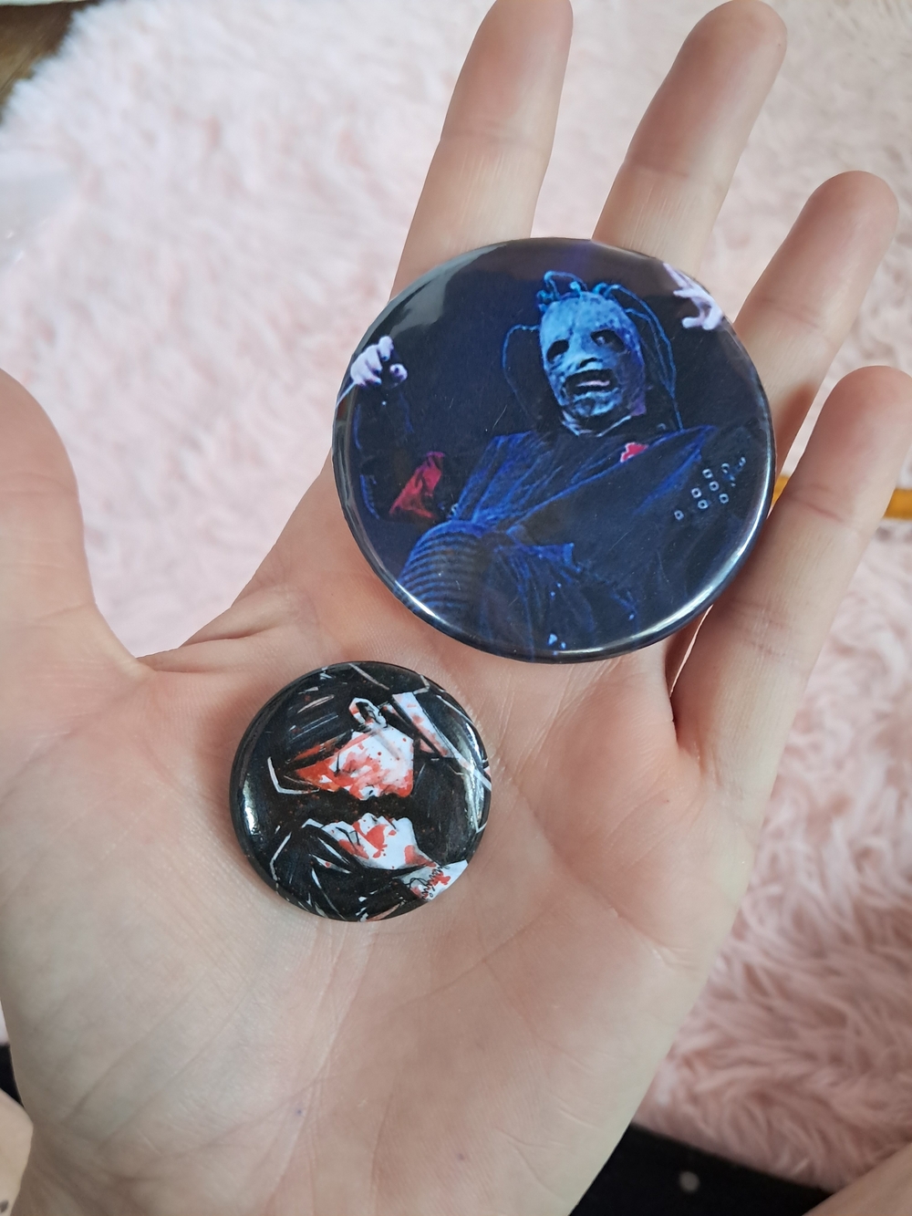 2 Slipknot Extra Large Band Button Pin Set - Picture 6 of 6